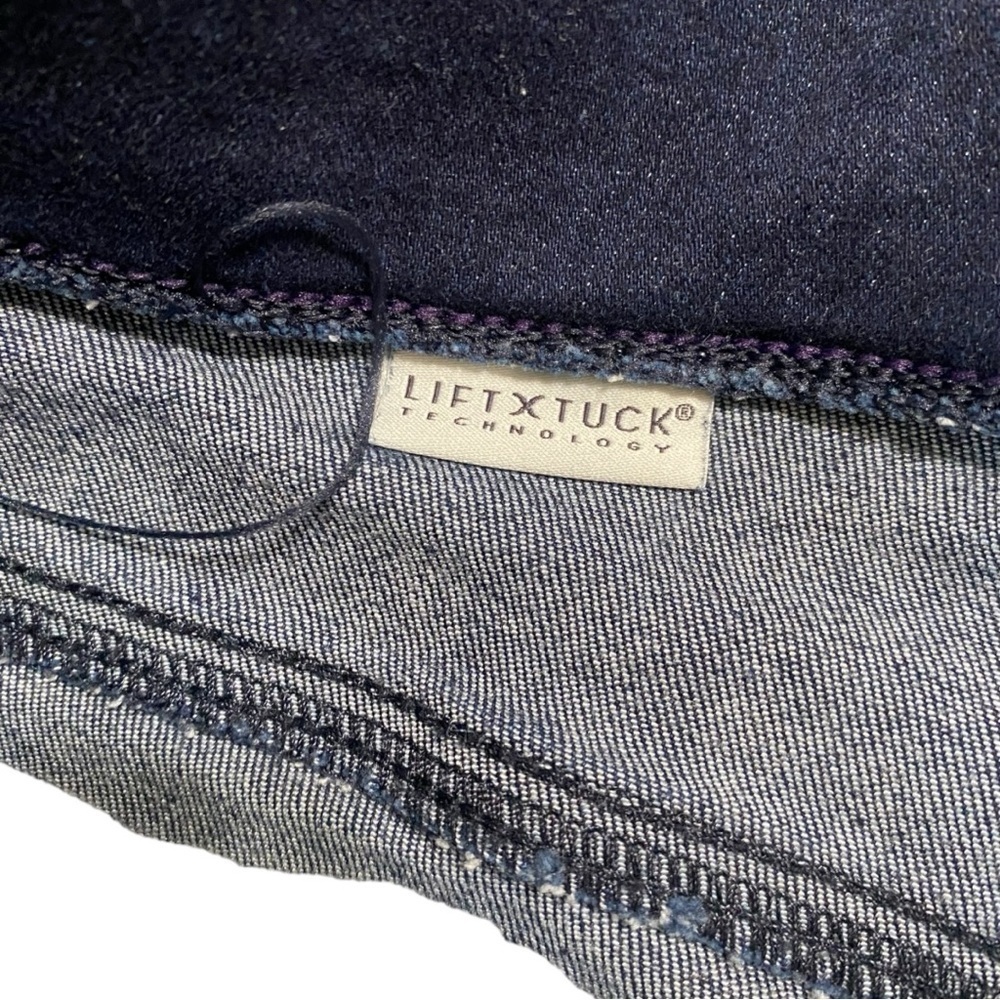 NYDJ Lift and Tuck Pull On Shorts I Size: 6 - Picture 7 of 8